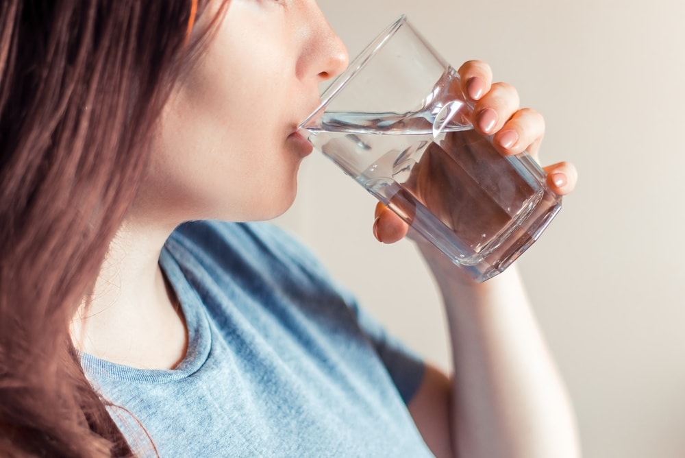 bere acqua per il metabolismo